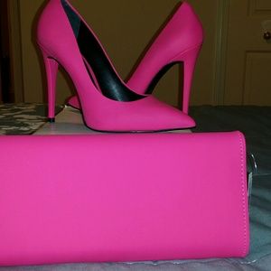 Aldo heels with matching clutch